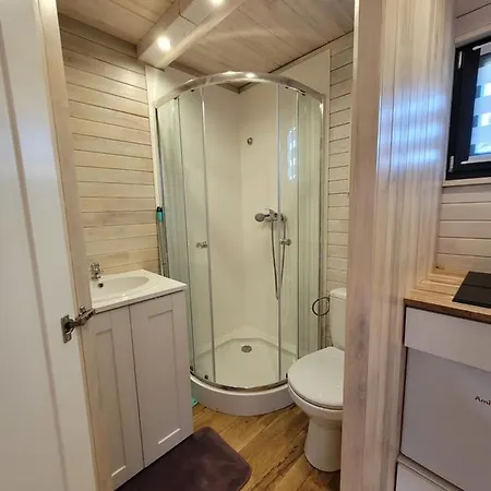 Everysky - Kolo Karpacza Lodge Mysłakowice